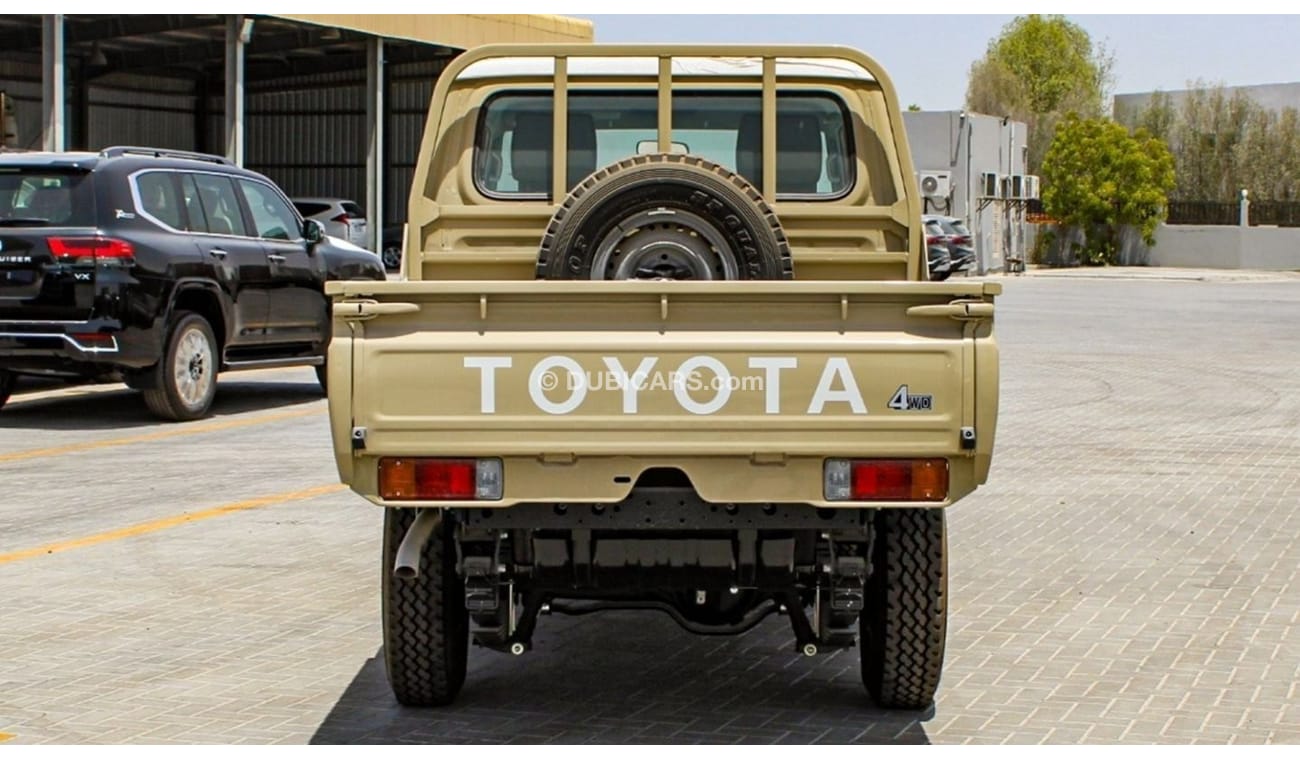 Toyota Land Cruiser Pick Up TOYOTA LAND CRUISER 70 4.2L DC MT (only for export)