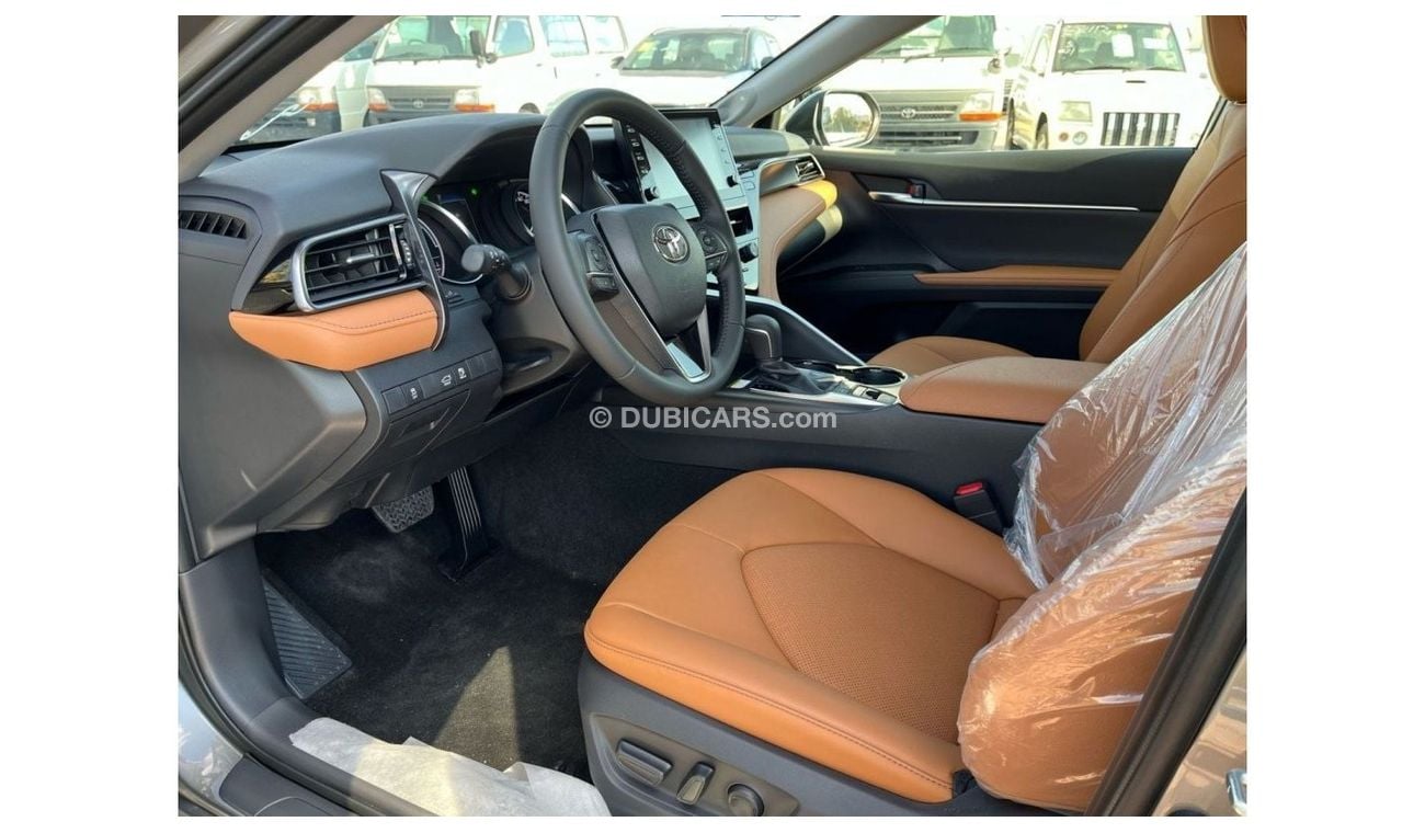 تويوتا كامري CAMRY GLE X 2.5L HYBRID JBL