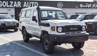 تويوتا لاند كروزر هارد توب LC78 4.0l Manual Petrol 13 Seater 4WD Hublock