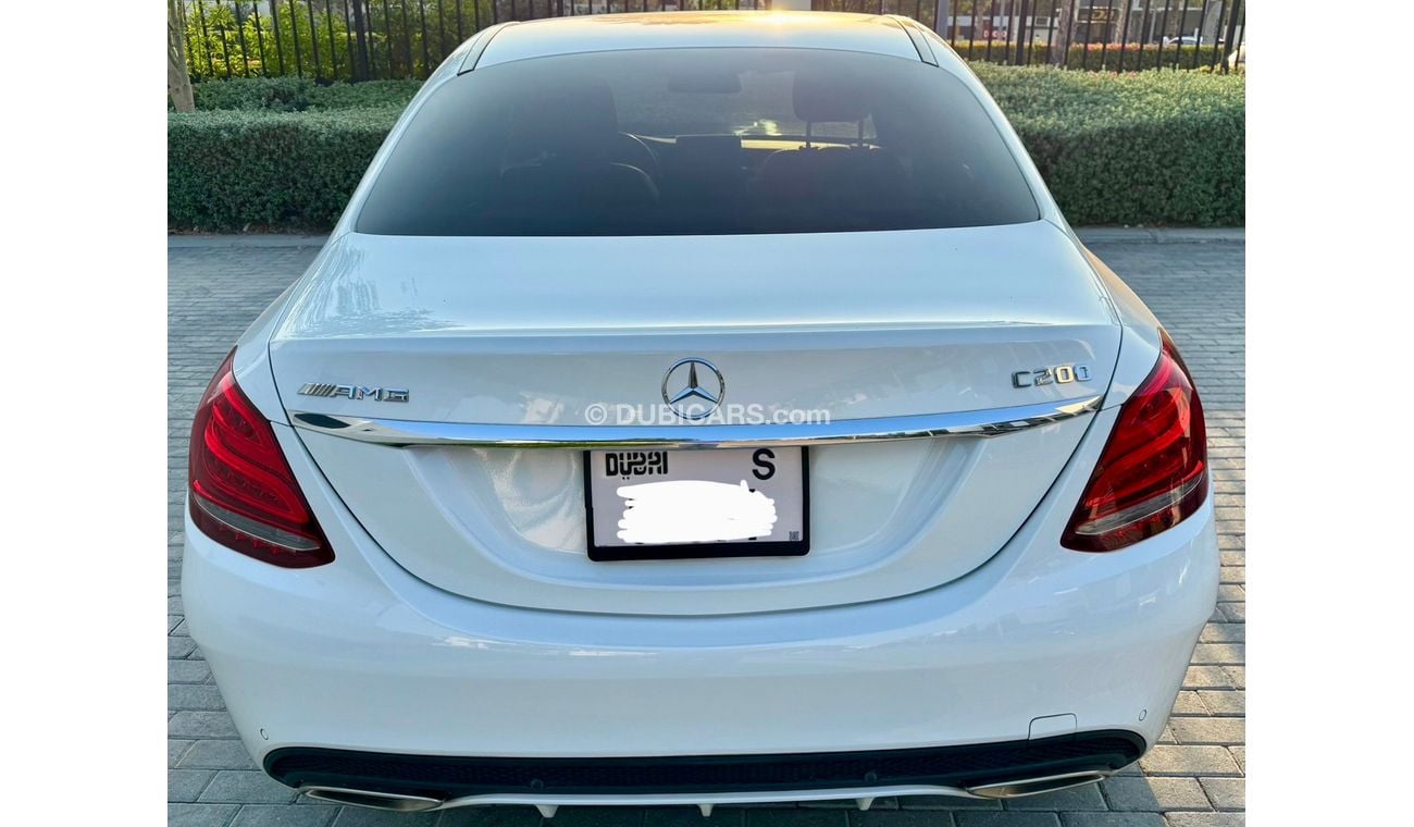 مرسيدس بنز C200 AMG Line