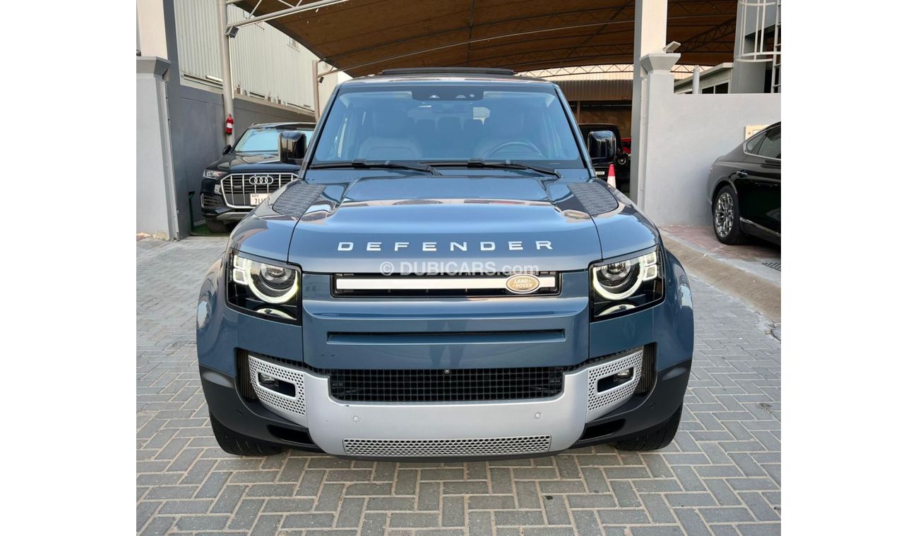 لاند روفر ديفندر 110 HSE P400 3.0L Land Rover Defender Clean Titl Without accident Orginal paint 7 seat