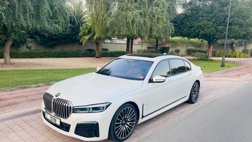 بي أم دبليو 750Li M Sport 4.4L (443 HP)