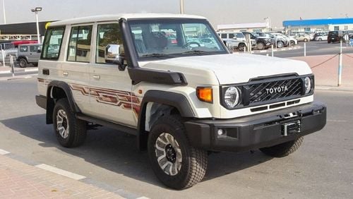 تويوتا لاند كروزر هارد توب 2024 Model Toyota Land Cruiser Hardtop LC76, 4.0L Petrol 4WD A/T