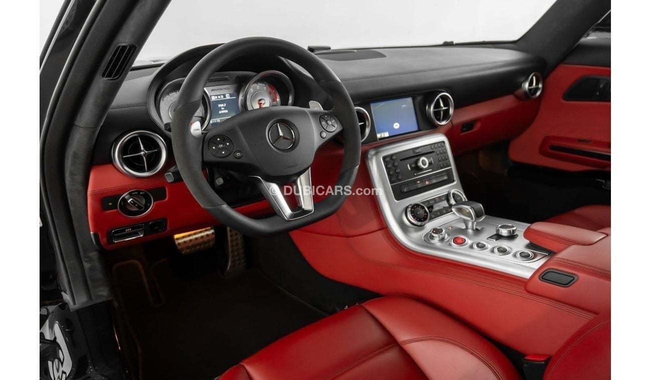 Mercedes-Benz SLS AMG Std 6.2L