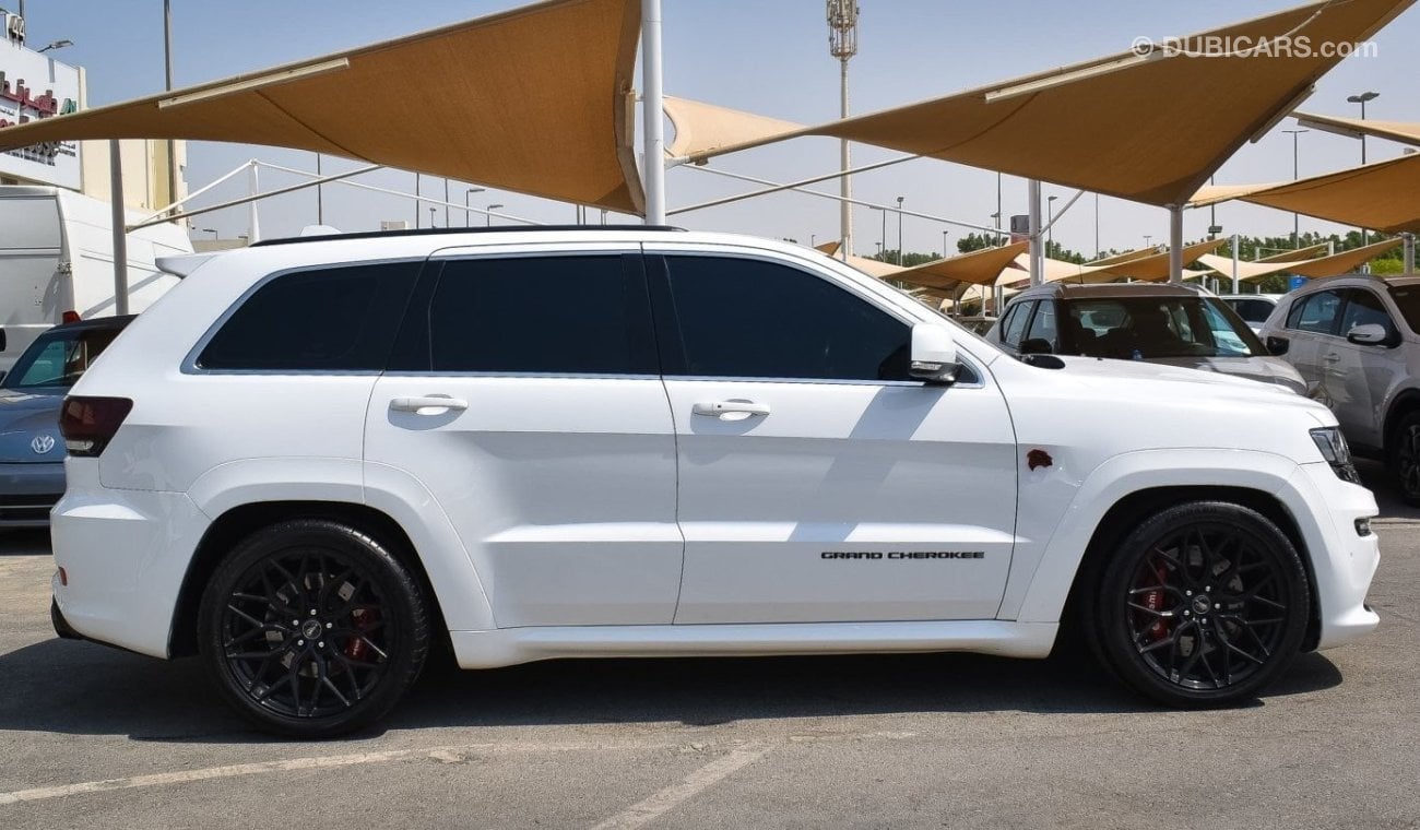 Jeep Grand Cherokee SRT