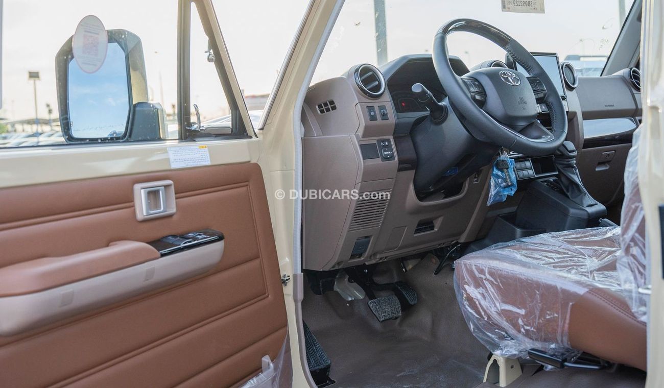 تويوتا لاند كروزر بيك آب 2025 Toyota Land Cruiser LC79 SC AT Petrol Full Option (Beige)