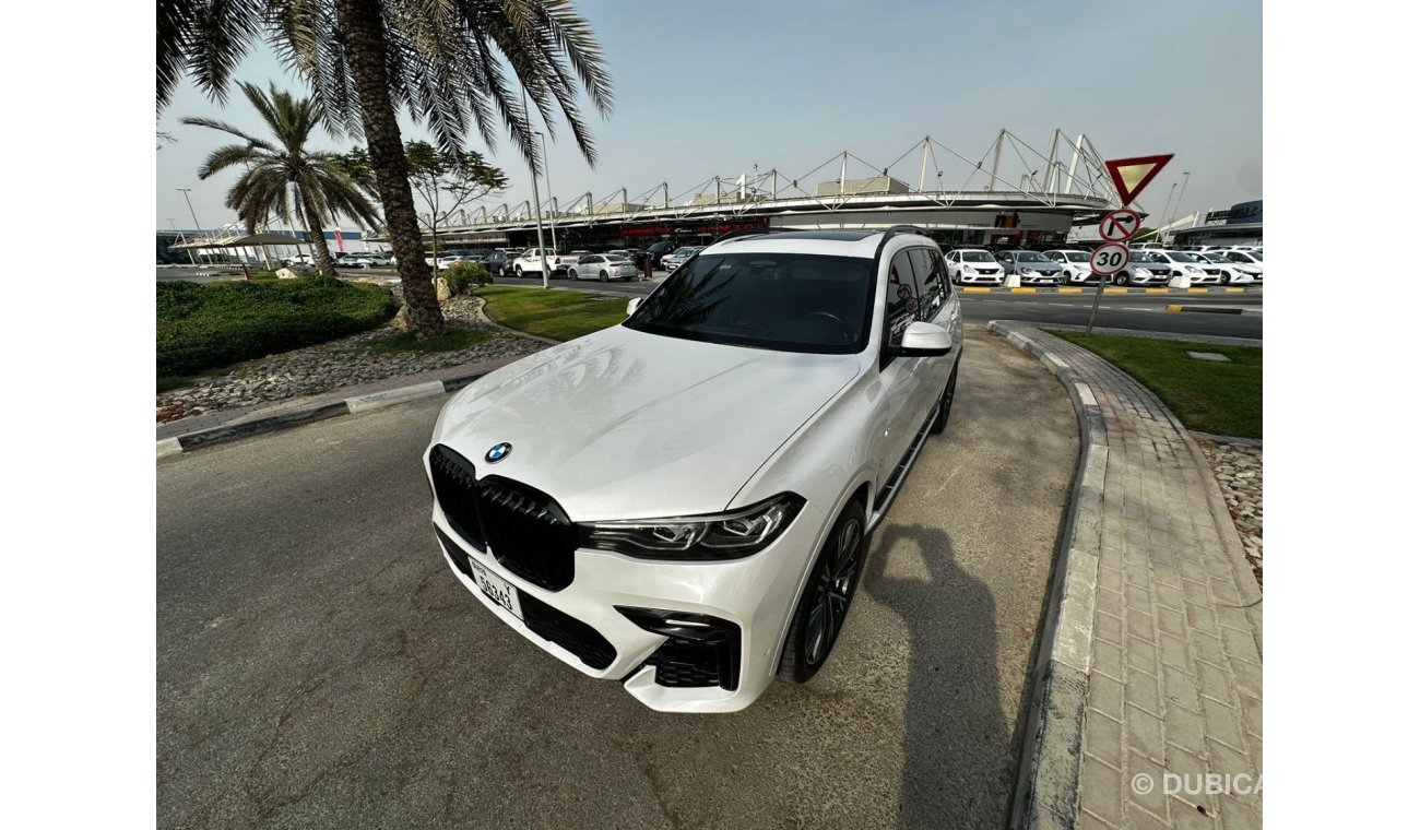 بي أم دبليو X7 2019 BMW X7 40i (G07), 5dr SUV, 3L 6cyl Petrol, Automatic, All Wheel Drive - GCC available for sale.