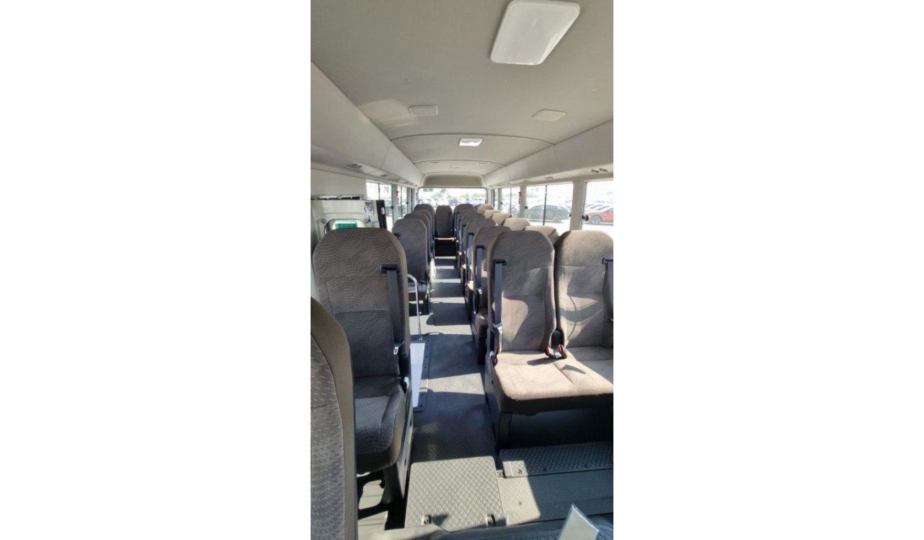 Toyota Coaster 4.2