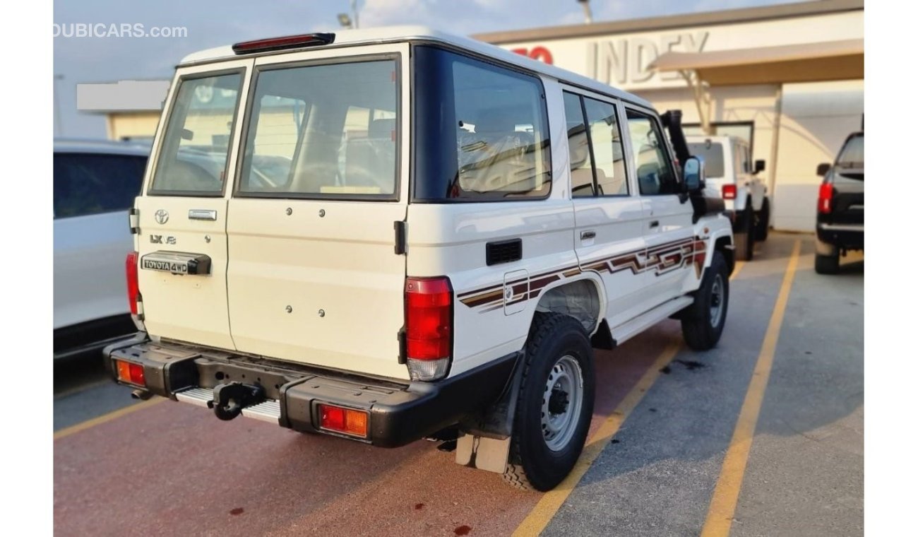 Toyota Land Cruiser Hard Top LC76 HARD TOP 5-DOOR 4.5L DIESEL 2024 ( ASK FOR PRICE )