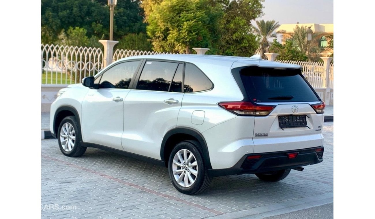 تويوتا إينوفا TOYOTA INNOVA 2024 2.0L HYBRID, GCC SPACE Full Option