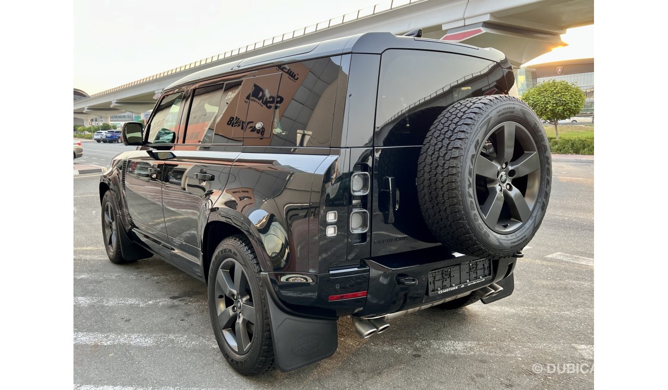 Land Rover Defender P525 110 5.0L (5 Seater)