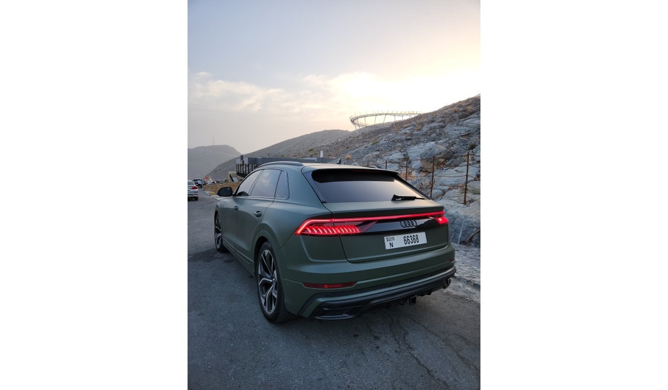 Audi Q8