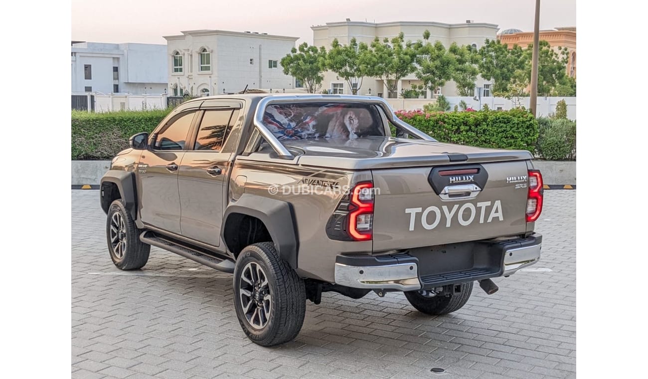 Toyota Hilux SR5 full option