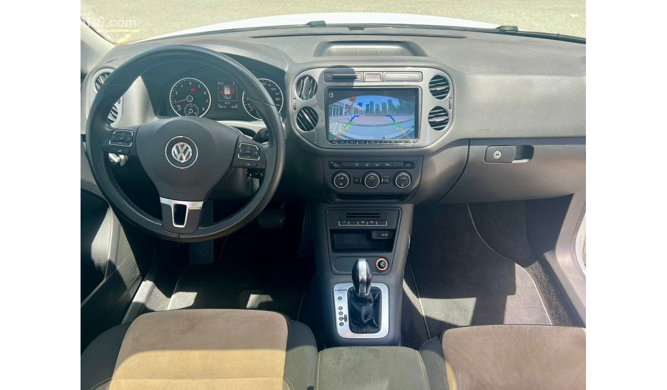 Volkswagen Tiguan SE 2.0L TSI 4Motion