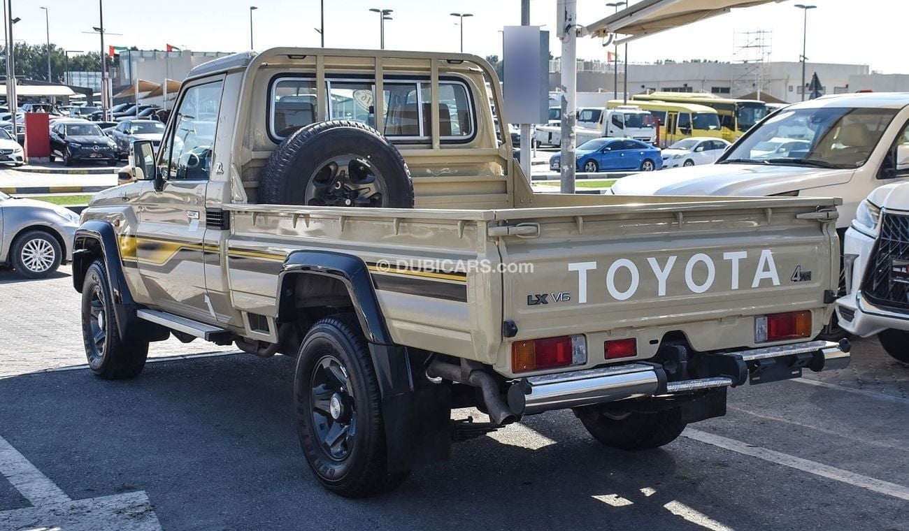 Toyota Land Cruiser Pick Up TOYOTA LAND CRUISER PICKUP SHASS MODEL 2016 FULL