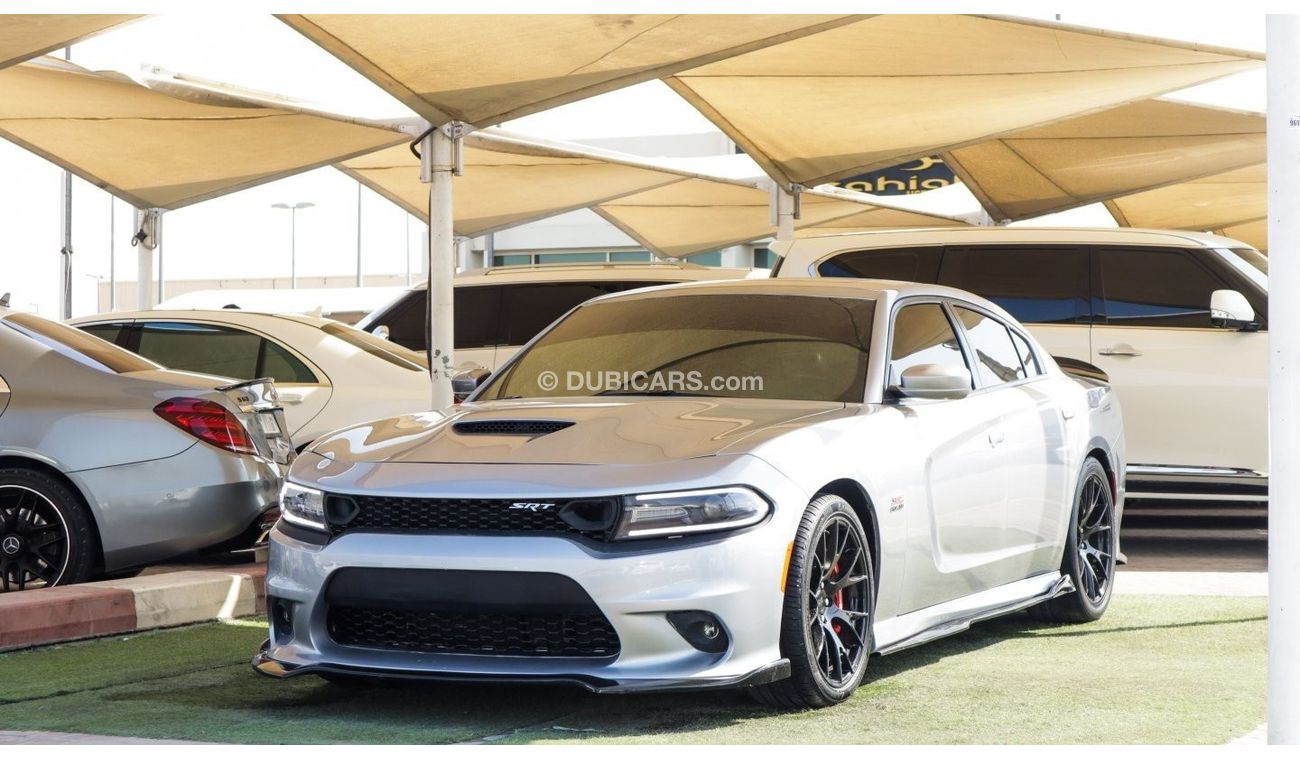 Dodge Charger SRT