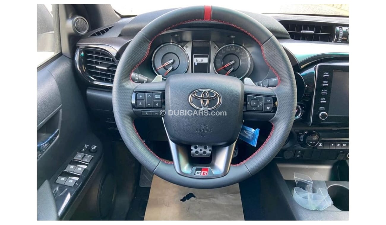 تويوتا هيلوكس TOYOTA HILUX 2.8L DSL GR SPORT A/T