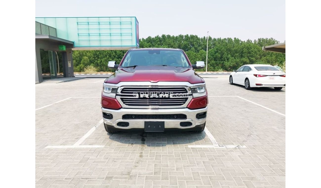 RAM 1500 Dodge RAM Laramie - 2022 - Red