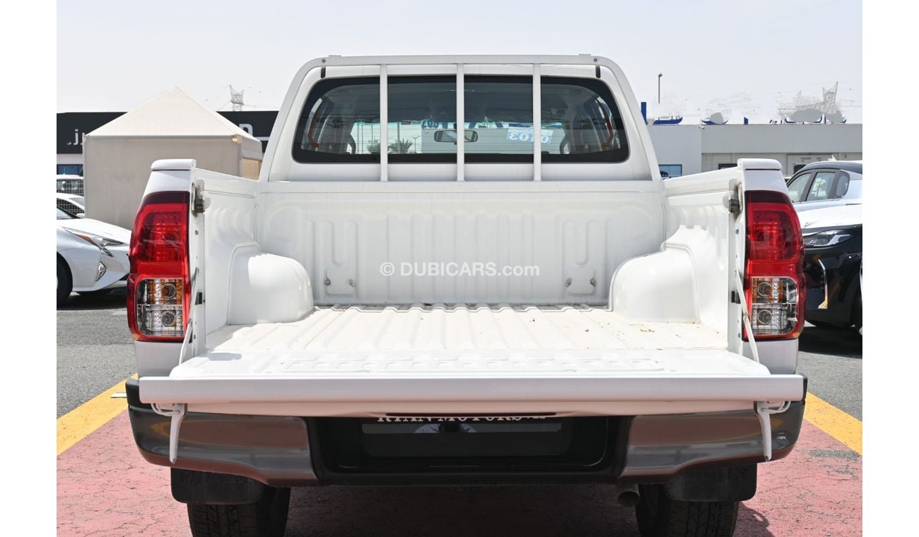 تويوتا هيلوكس Toyota Hilux 2.4L Diesel Manual, 4WD Color White Model 2023