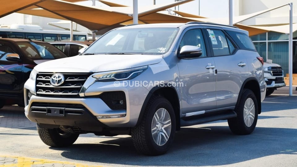 New Toyota Fortuner 2.4L Diesel 2022 for sale in Sharjah - 491153