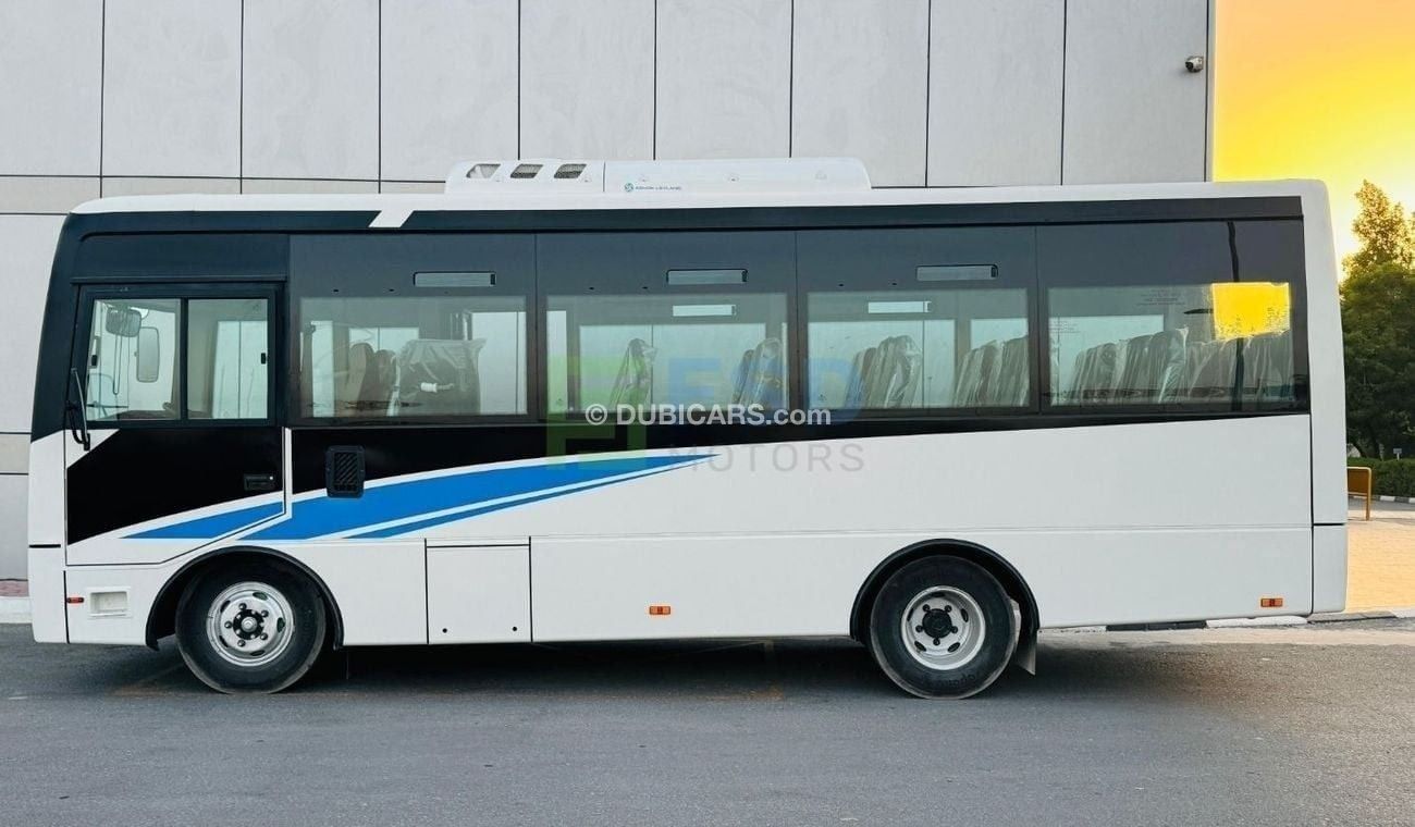 اشوك ليلاند أويستر Ashok Leyland Gazl Bus Diesel 2WD M/T MY-2024