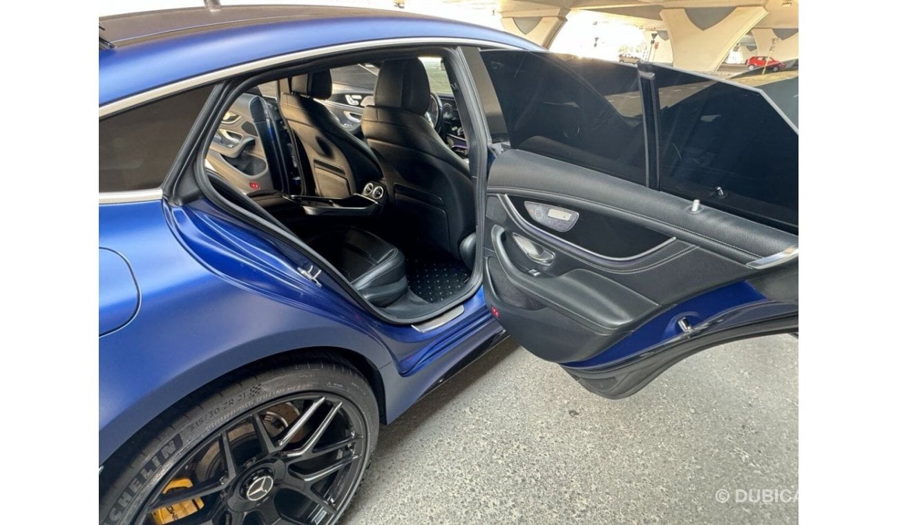 Mercedes-Benz AMG GT S Full, Edition 1 with executive package rear seats