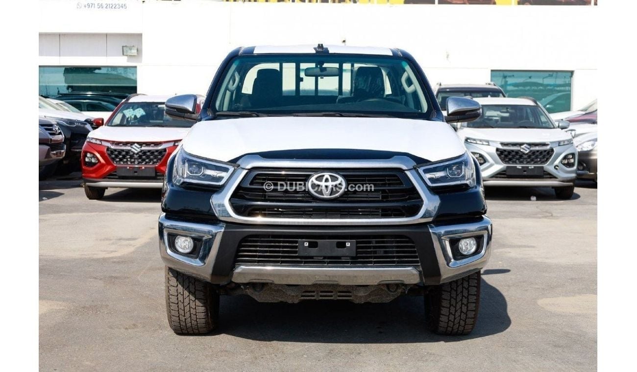 تويوتا هيلوكس HILUX SR5 2.4L DIESEL