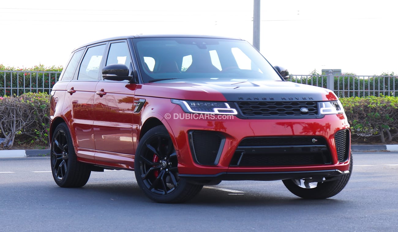 Land Rover Range Rover Sport with Original Carbon Fiber