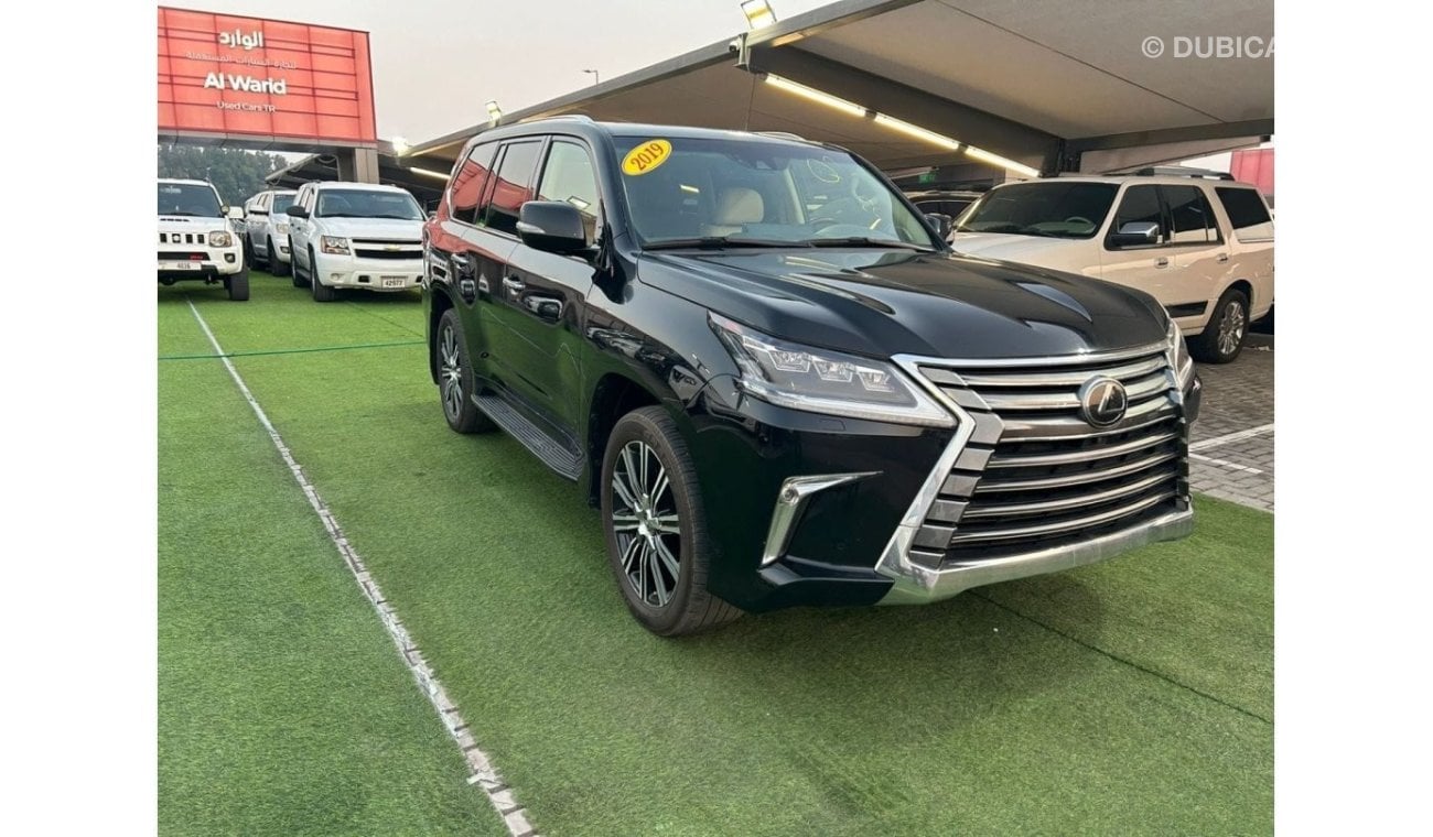 Lexus LX570 Sport black and beige