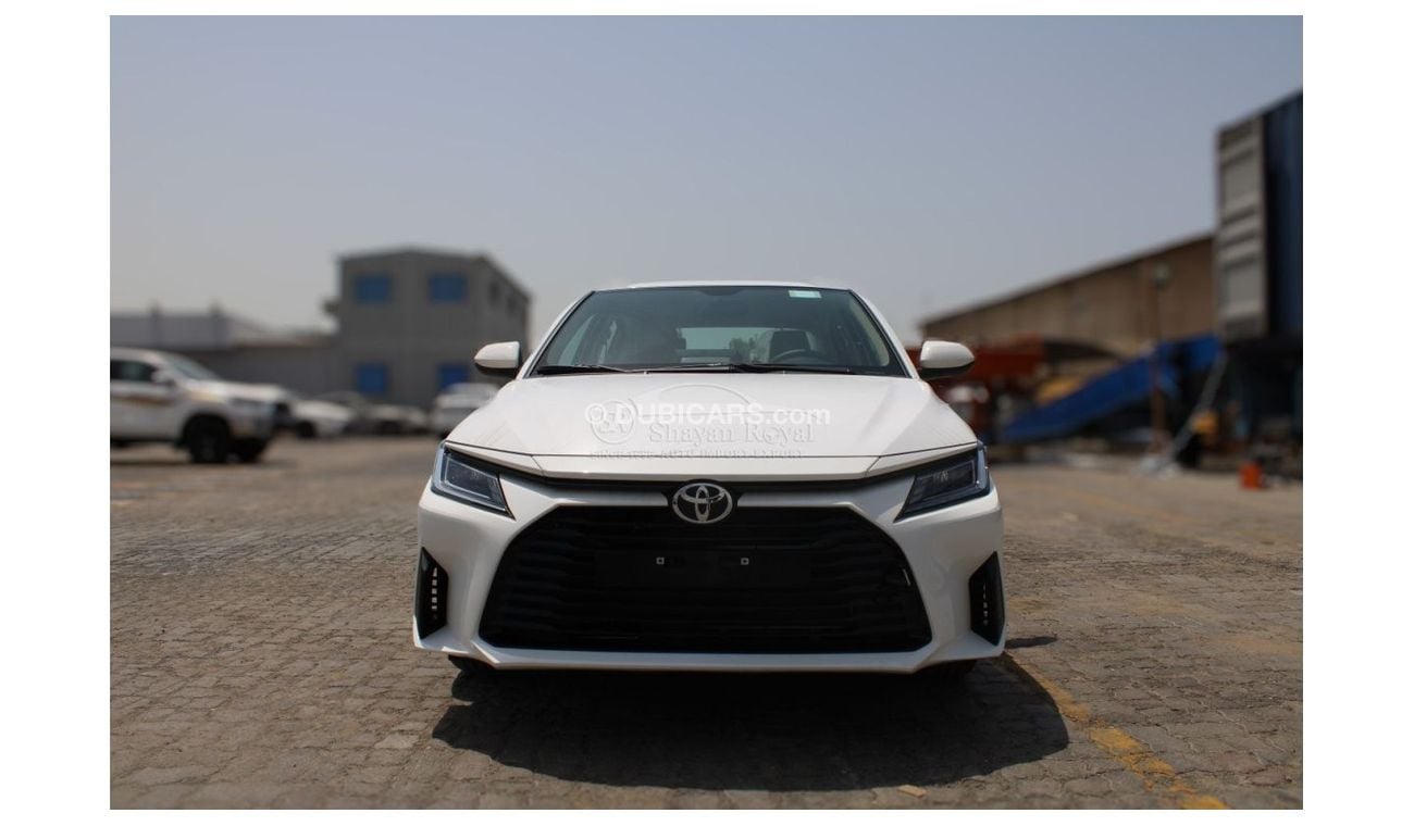 تويوتا يارس NEW LHD 1.5L PETROL SEDAN E AT 2024MY (GCC SPEC)