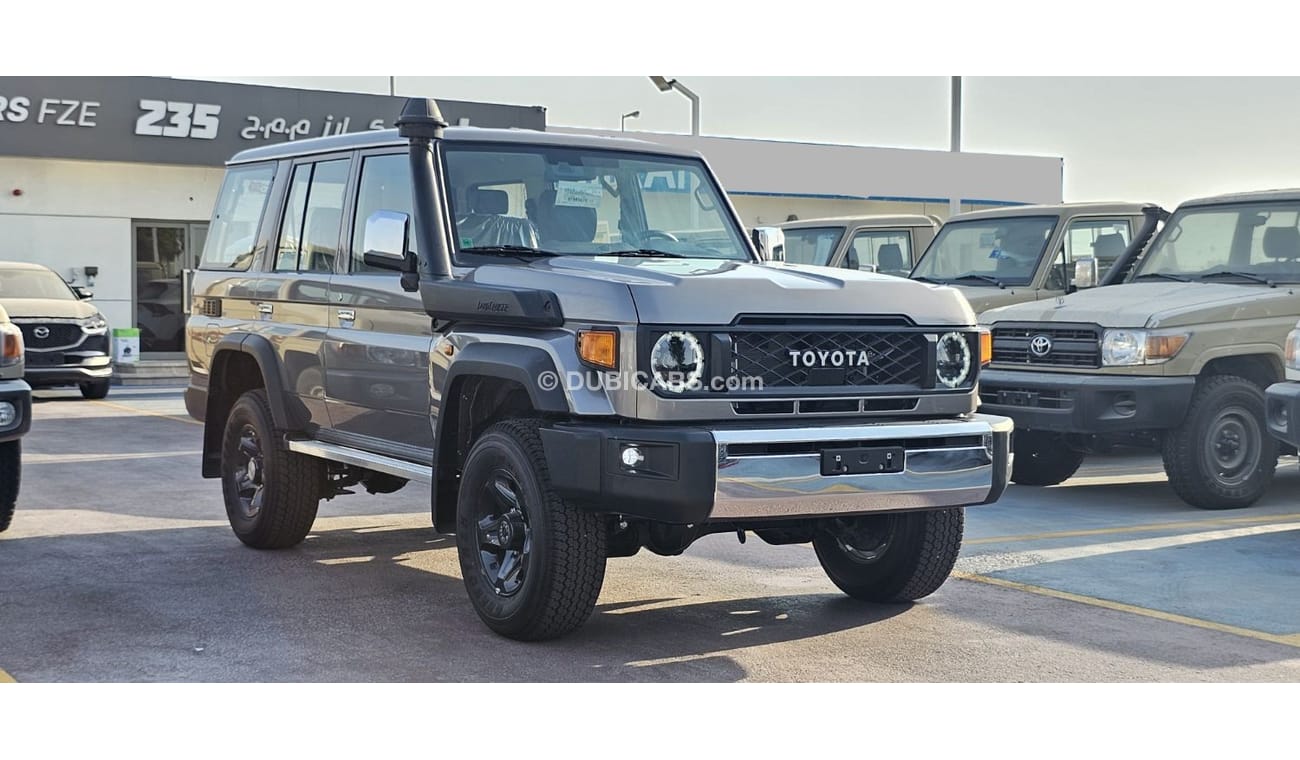 Toyota Land Cruiser Hard Top TOYOTA LANDCRUISER 4.0Ltr HARDTOP 5 DOOR LX V6 MT MY2024