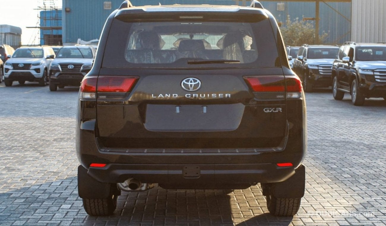 Toyota Land Cruiser GXR V6 4.0L Petrol 2024YM [EXPORT TO NIGERIA ONLY]