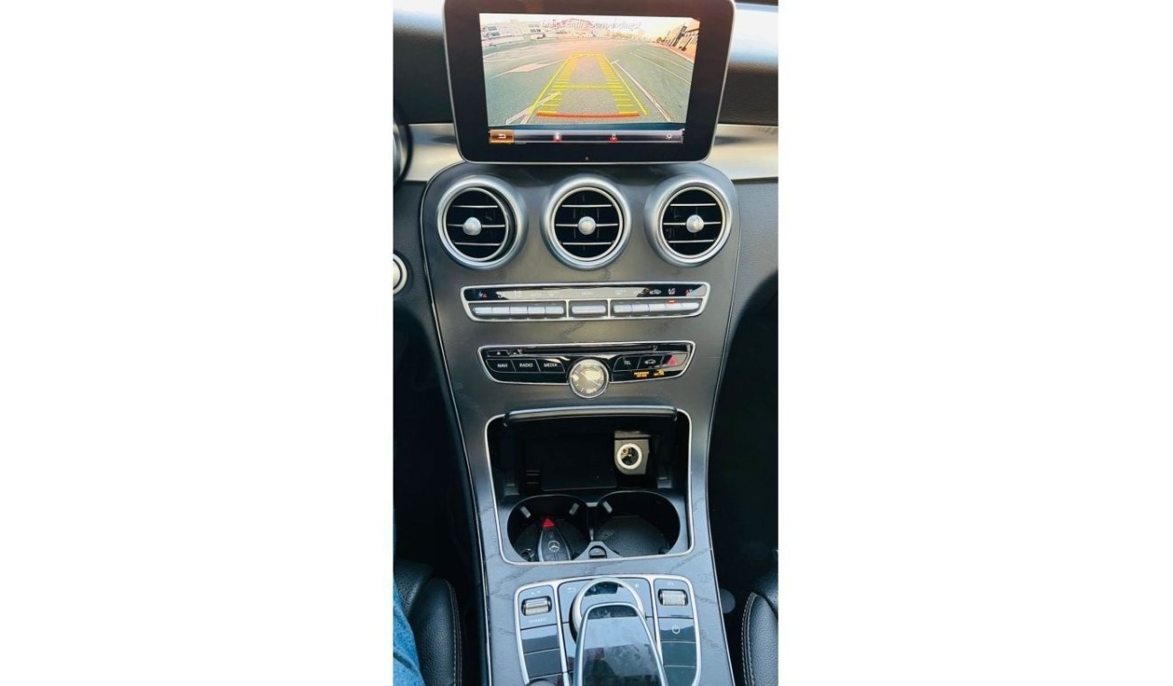 Mercedes-Benz C 300 Luxury AED 945 PM AVAILABE | Mercedes C300 AMG 2018 | NO ACCIDENT HISTORY