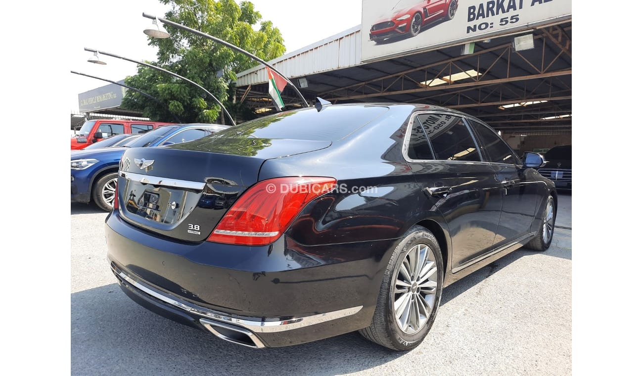 Used Genesis g90 2016 v6 2016 for sale in Dubai - 601635