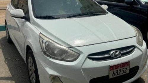 Hyundai Accent Mid 1.4L (107 HP)