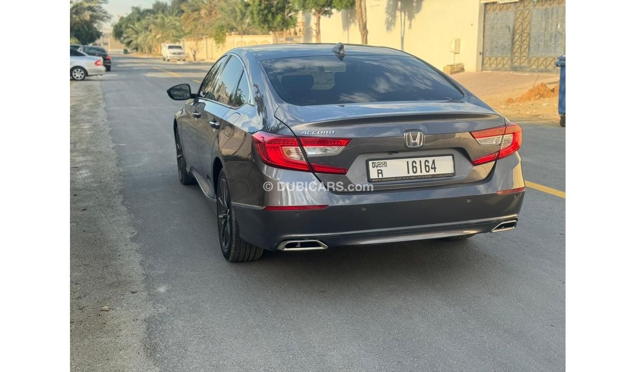 هوندا أكورد LX Sport 1.5L