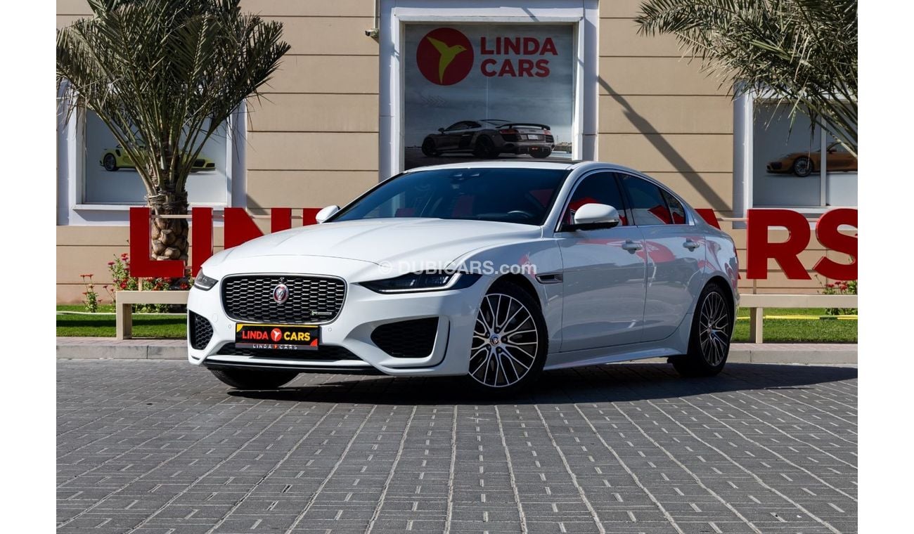 جاكوار XE R-Dynamic SE 2.0L (250 HP) Jaguar XE P250 R-Dynamic SE 2020 GCC under Agency Warranty with Flexible 