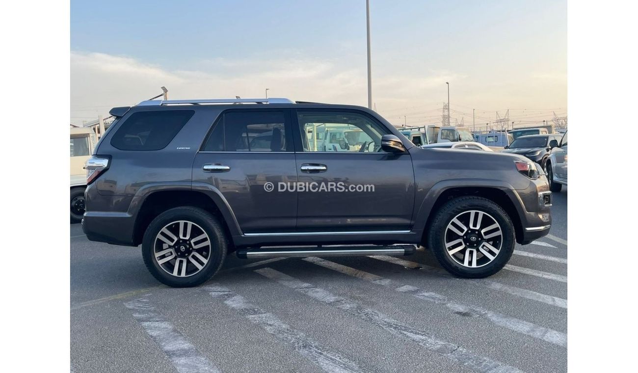 تويوتا Runner4 2018 Toyota 4Runner Limited Edition Full Option 4.0L V6 - AWD 4x4 Push Start & Sunroof - 35,000 Mile