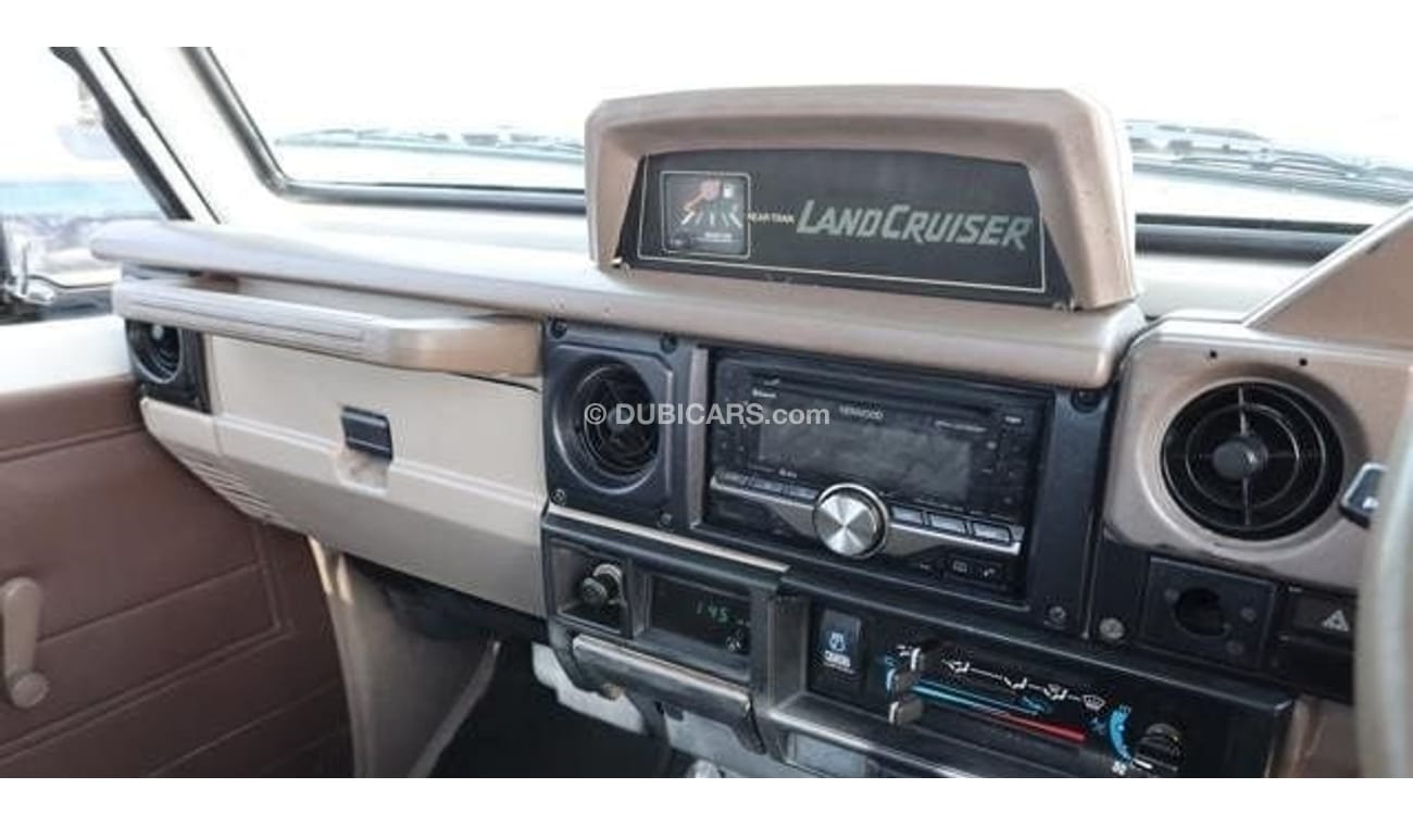 Toyota Land Cruiser TOYOTA LAND CRUISER SINGLE CABIN VINTAGE 1995