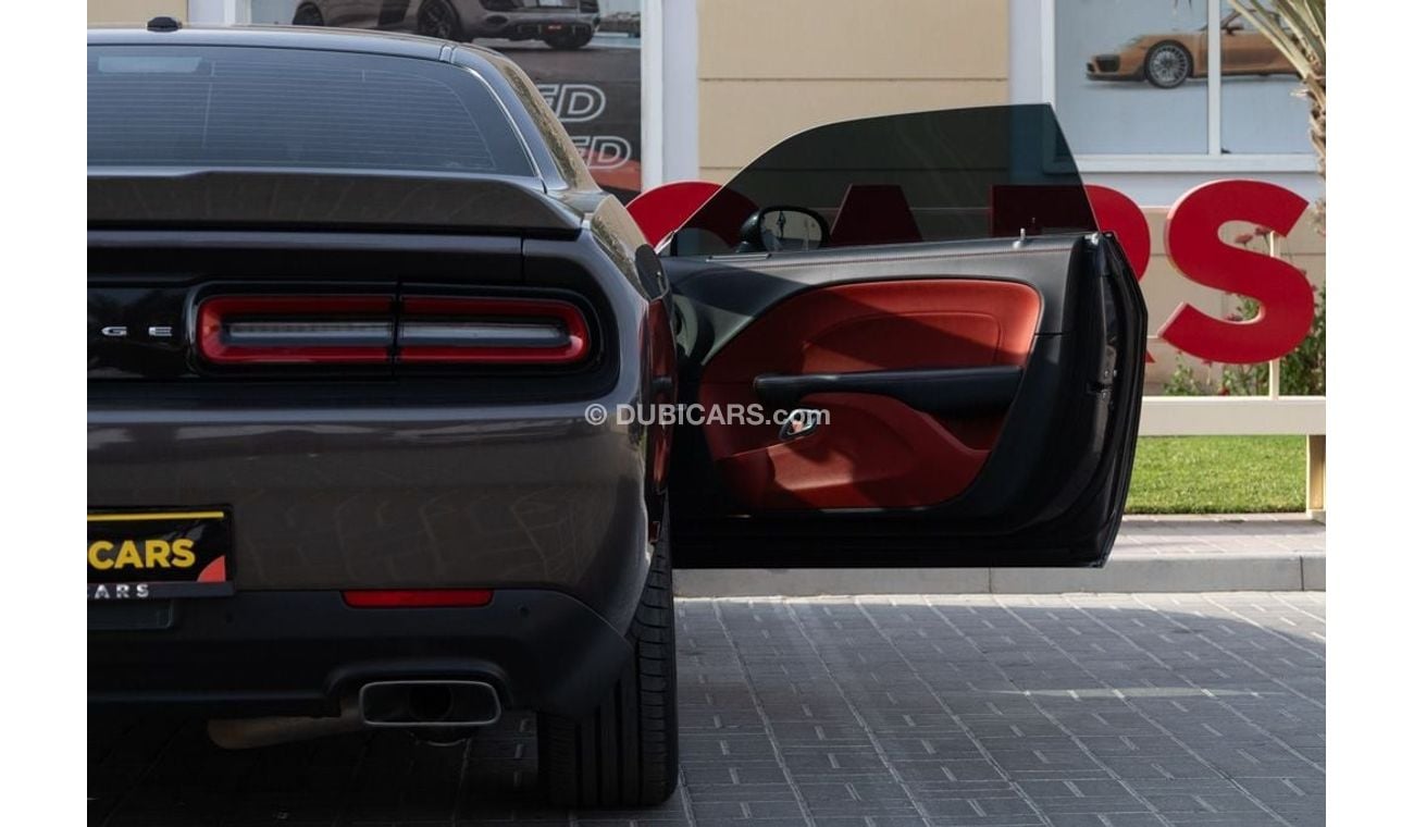 دودج تشالينجر R/T Plus 5.7L (375 HP) Dodge Challenger R/T Plus 2020 GCC under Warranty with Flexible Down-Payment.