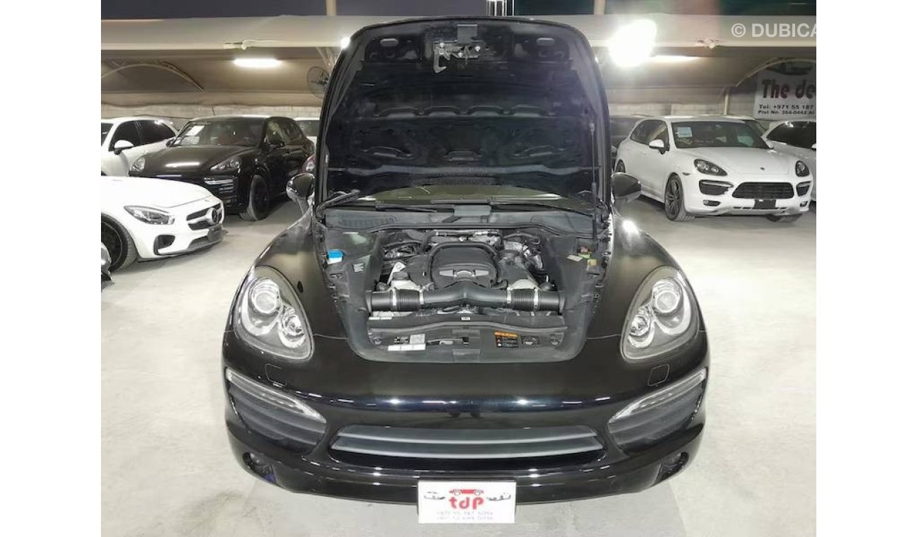 بورش كايان أس PORSCHE CAYENNE S 4.8L 2012, WITH LOW MILEAGE, SUNROOF AND MORE..