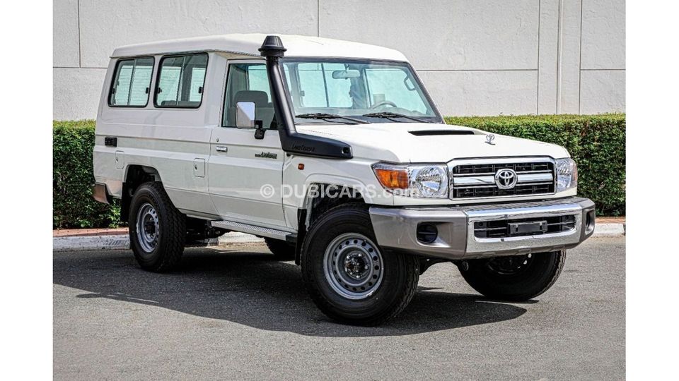 New Toyota Land Cruiser Hard Top 2022 Toyota LC78 4.5L Hardtop - 9 STR ...