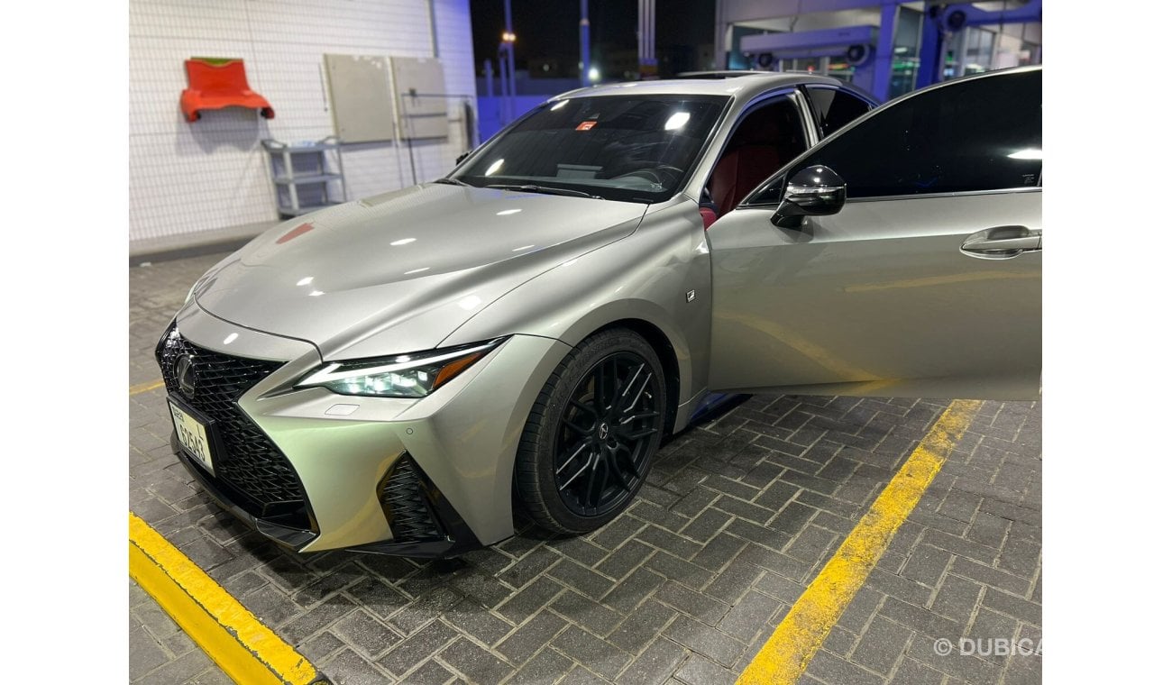 Lexus IS350