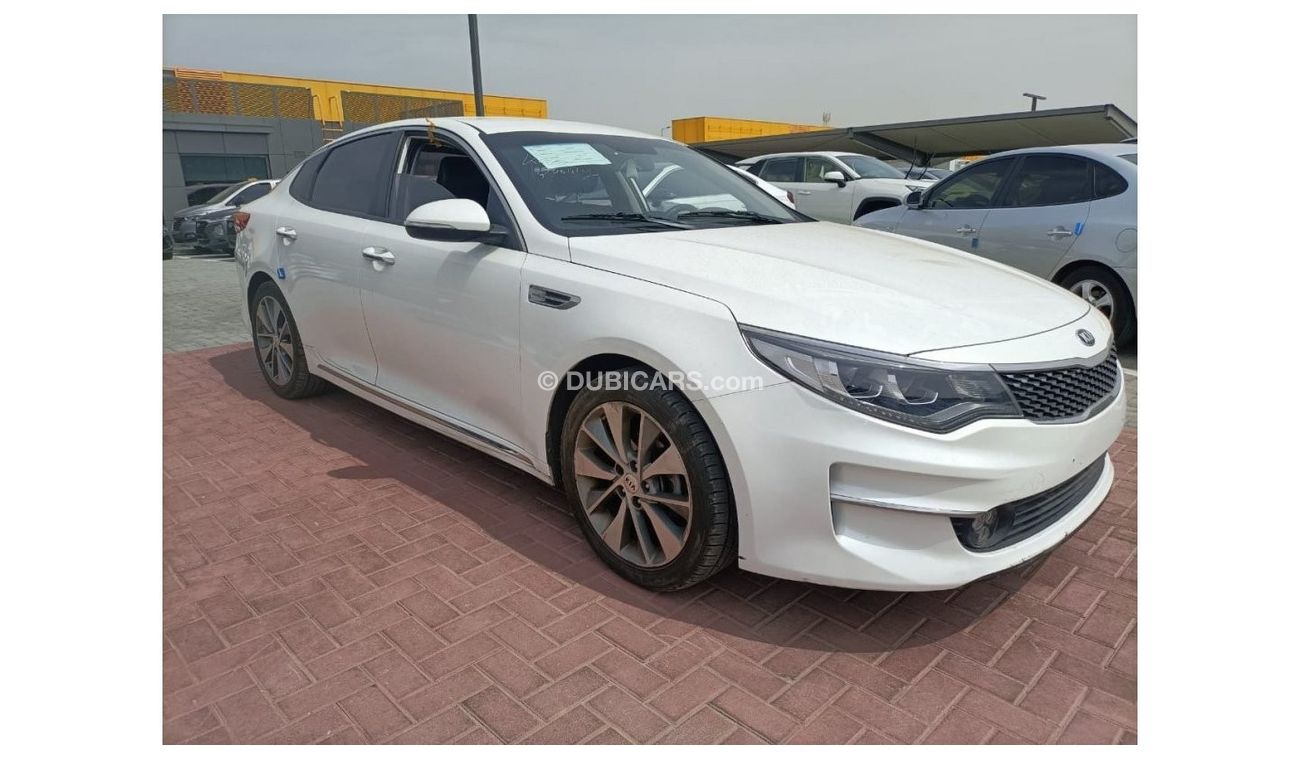 Used Kia K5 2018 for sale in Sharjah - 636685