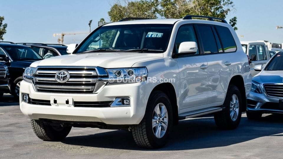 Toyota Land Cruiser GXL DIESEL (RHD) for sale. White, 2019