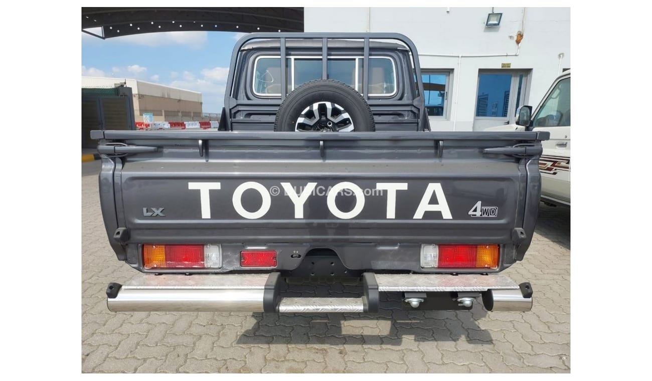 Toyota Land Cruiser Pick Up LX79 DC 2.8L DSL Full Option 2024YM