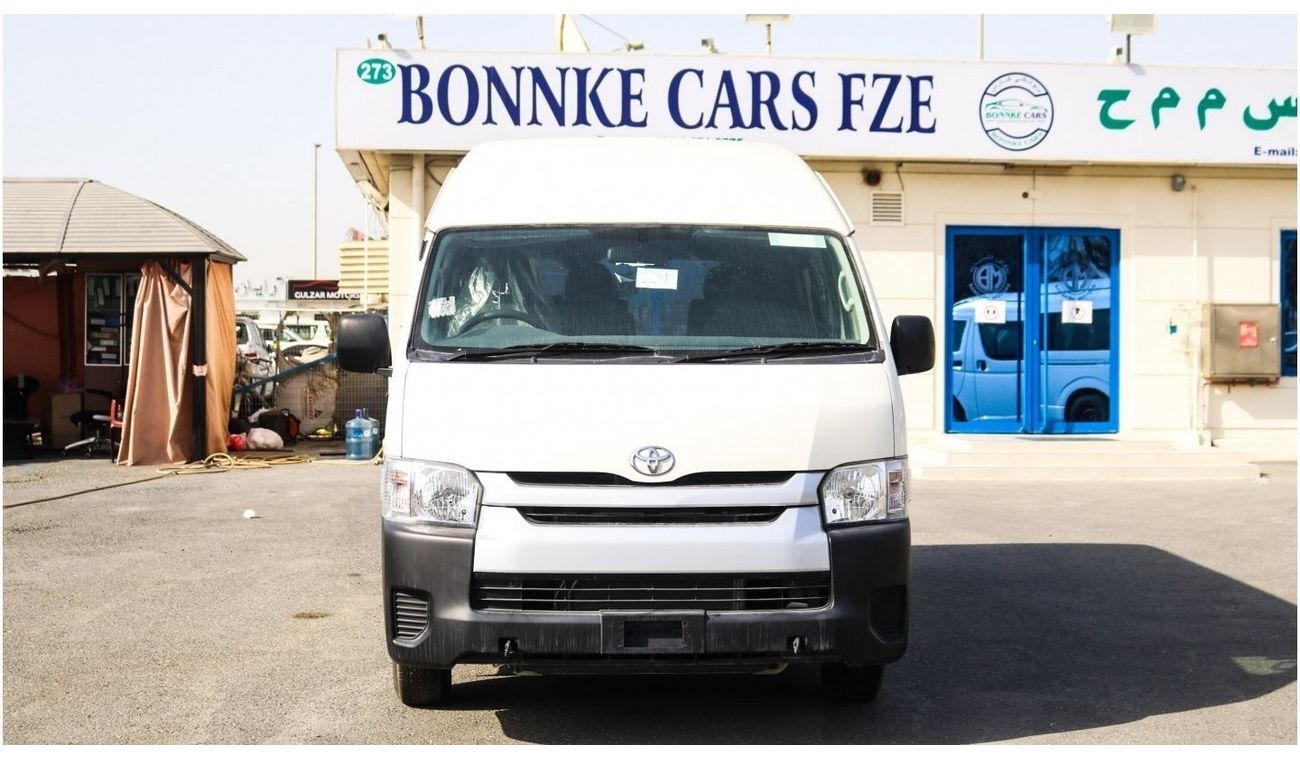 Toyota Hiace 16-Seater, 2.5L, Diesel, Manual Transmission, Right Hand Drive