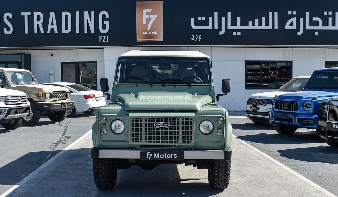 Land Rover Defender SUV