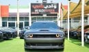 دودج تشالينجر Challenger SXT Plus V6 3.6L 2016/FullOption/SunRoof/ Very Good Condition