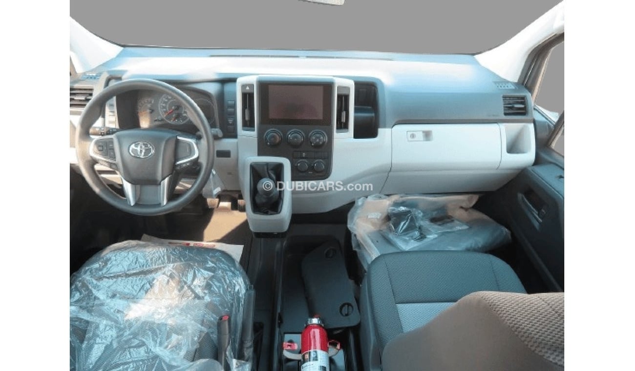 Toyota Hiace 3.5L PETROL DX MANUAL 13 Seat